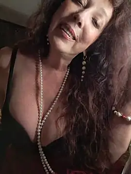 GypsyEsmeralda online show from 05.27.26