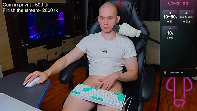 Snapshot of STRONGBEAUTY282 chatting on 01.31.25 STRONGBEAUTY282 online show from 01.31.25