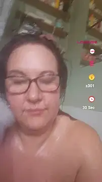 Snapshot of Bekahblows chatting on 07.27.26 Bekahblows online show from 07.27.26