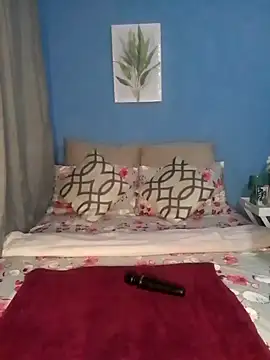 NunuBerry16 online show from 02.22.25