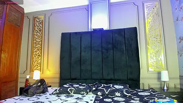 Snapshot of mature_bigass__ chatting on 02.22.25 mature bigass online show from 02.22.25