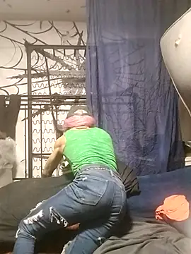 Snapshot of ottomusbrown chatting on 02.18.25 ottomusbrown online show from 02.18.25