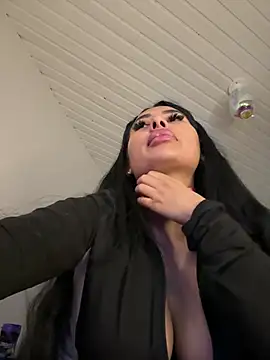 Anily Lovely online show from 02.16.25