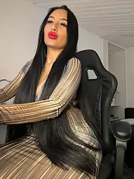 Anily Lovely online show from 03.03.25