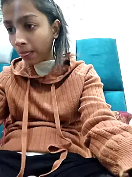 Snapshot of Aleena_Rai chatting on 12.05.24 Aleena Rai online show from 12.05.24