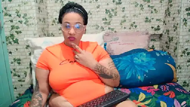 Snapshot of Indian_candyXX chatting on 05.27.26 Indian candyXX online show from 05.27.26