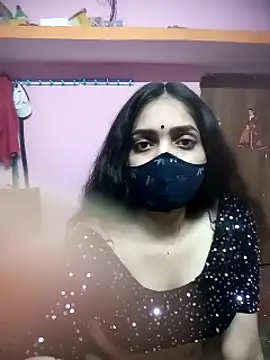 Snapshot of Cute-Simmi chatting on 01.01.25 Cute-Simmi online show from 01.01.25