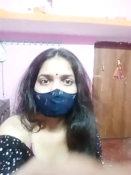 Snapshot of Cute-Simmi chatting on 01.16.25 Cute-Simmi online show from 01.16.25