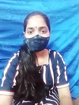 Snapshot of Cute-Simmi chatting on 01.25.25 Cute-Simmi online show from 01.25.25