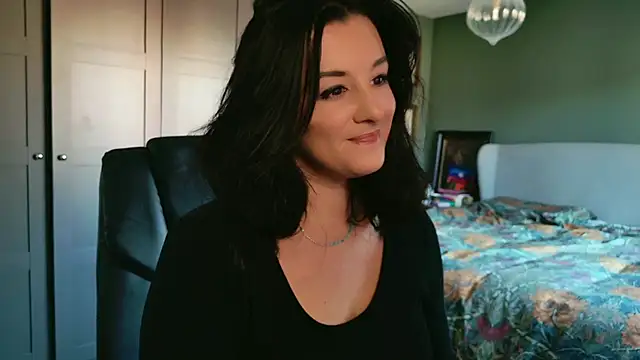 flatwhite0 online show from 12.02.25