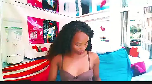 EbonyCreamy69 online show from 12.10.24