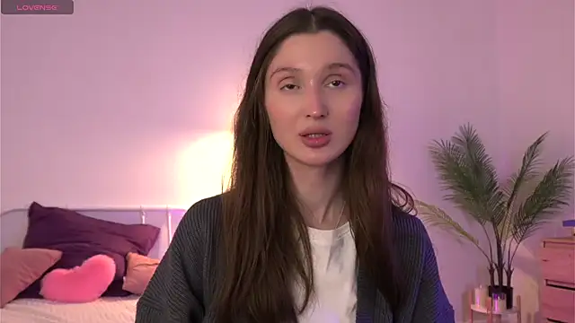 Snapshot of tender_babyy chatting on 09.13.25 tender babyy online show from 09.13.25