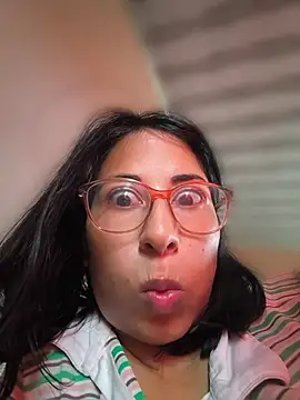 Snapshot of MirandaSingle chatting on 06.29.26 MirandaSingle online show from 06.29.26
