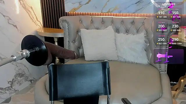 MAEVE BOOBS online show from 11.25.25