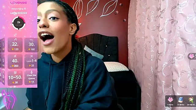 Zia Green online show from 12.21.24