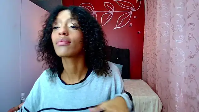 Zia Green online show from 02.24.25