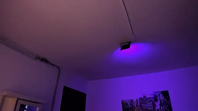 Amy Kiitty  online show from 12.17.25