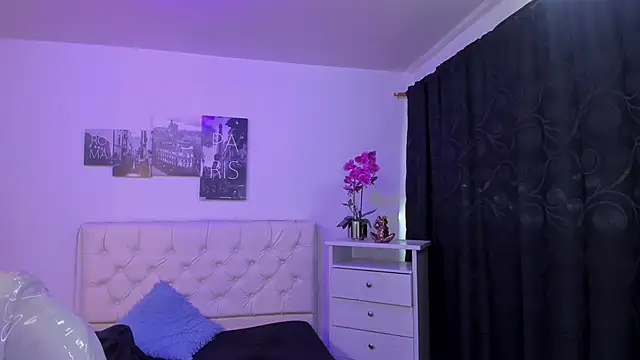 Amy Kiitty  online show from 02.07.26