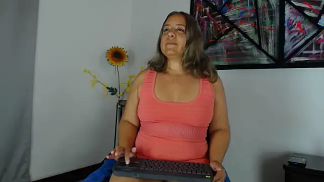 Iivana 19 online show from 03.19.25