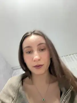 viviandaimond1 online show from 04.18.26