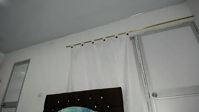 Sweet hot mia online show from 02.21.26