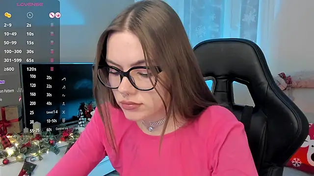 Marta May  online show from 01.11.25