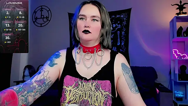 Emmybrightj  online show from 03.04.25