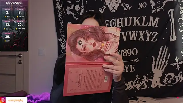 Emmybrightj  online show from 10.11.25