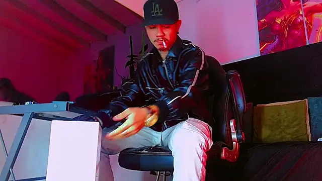 HannibalLester online show from 12.21.25