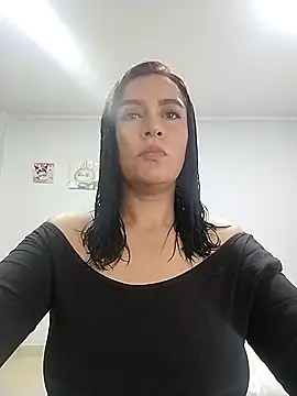 hailey85 online show from 12.17.25