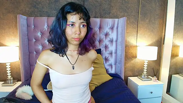 Snapshot of Akane_Uwu chatting on 02.22.25 Akane Uwu online show from 02.22.25
