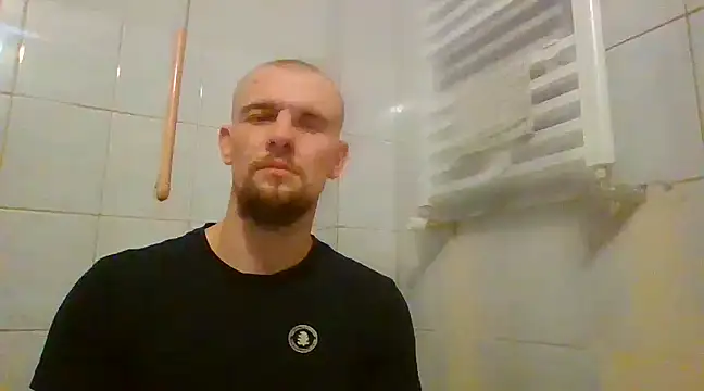 Snapshot of Regularfucker28 chatting on 01.03.25 Regularfucker28 online show from 01.03.25