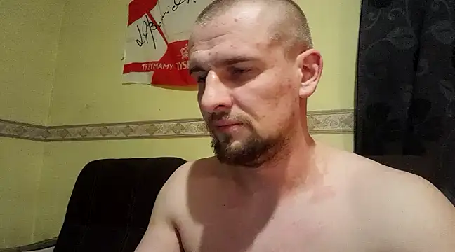 Snapshot of Regularfucker28 chatting on 02.19.25 Regularfucker28 online show from 02.19.25