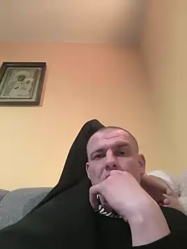Snapshot of Regularfucker28 chatting on 03.08.26 Regularfucker28 online show from 03.08.26