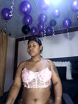 AnnieScott  online show from 11.24.25