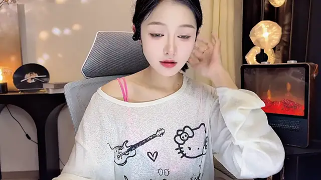 xiaodaibabyy online show from 02.11.25