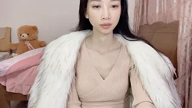 Lili-2 online show from 01.24.25