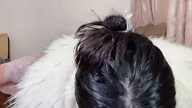 Lili-2 online show from 02.22.25