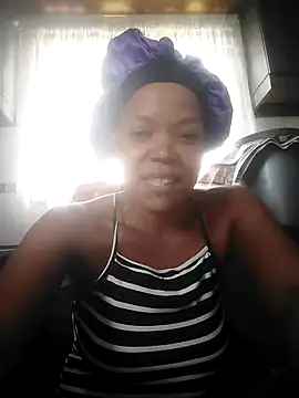 Snapshot of Feathergal69_ chatting on 12.07.24 Feathergal69 online show from 12.07.24