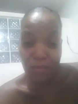 Snapshot of Feathergal69_ chatting on 02.18.25 Feathergal69 online show from 02.18.25