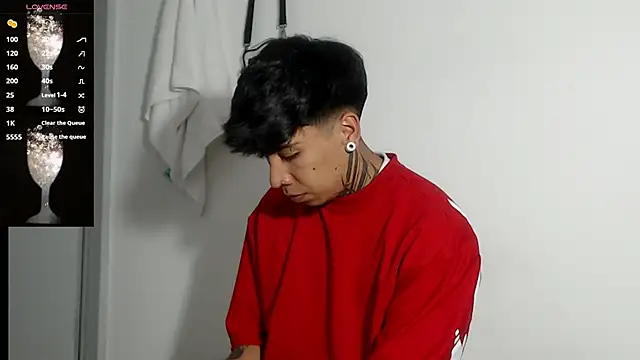 Nickhot0609 online show from 03.01.25