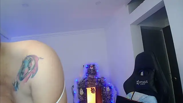 Snapshot of Madame_Shein_ chatting on 01.05.25 Madame Shein online show from 01.05.25