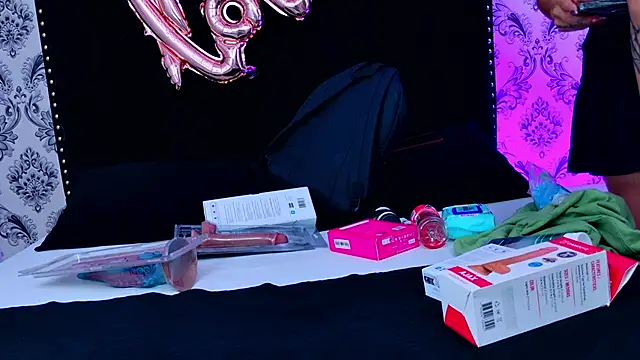 Derieri D online show from 02.20.26