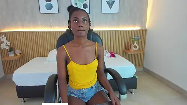 Snapshot of kenya_stone_1 chatting on 06.04.26 kenya stone 1 online show from 06.04.26