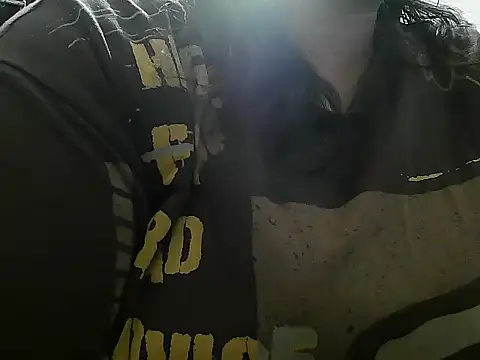 Snapshot of Queen_of_boobs01 chatting on 03.21.26 Queen of boobs01 online show from 03.21.26