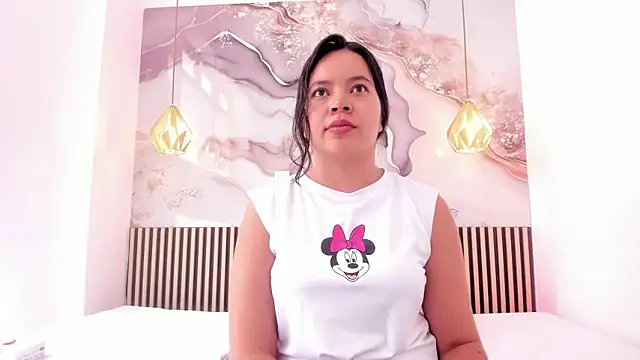 Snapshot of EvelynSweet1 chatting on 11.26.25 EvelynSweet1 online show from 11.26.25