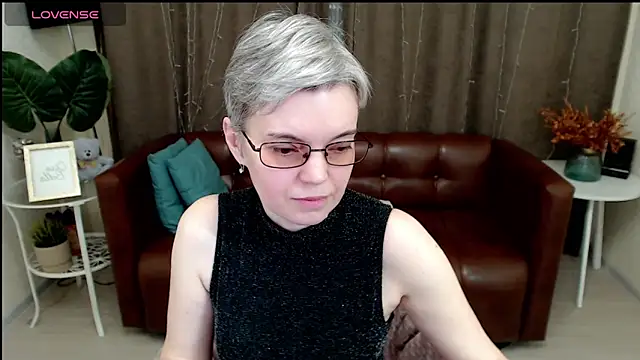 Cutie Erikaa1 online show from 01.21.25