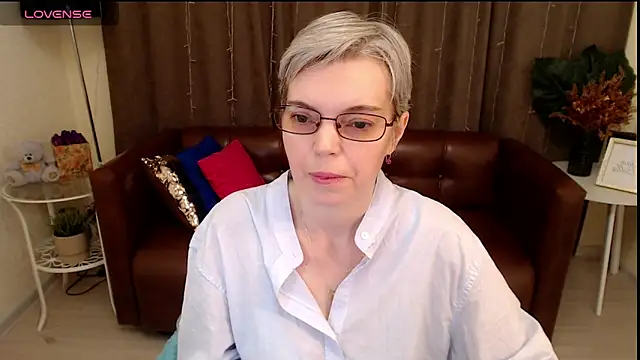 Cutie Erikaa1 online show from 03.06.25