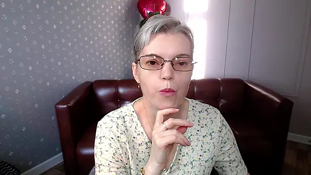 Snapshot of Cutie_Erikaa1 chatting on 04.24.26 Cutie Erikaa1 online show from 04.24.26
