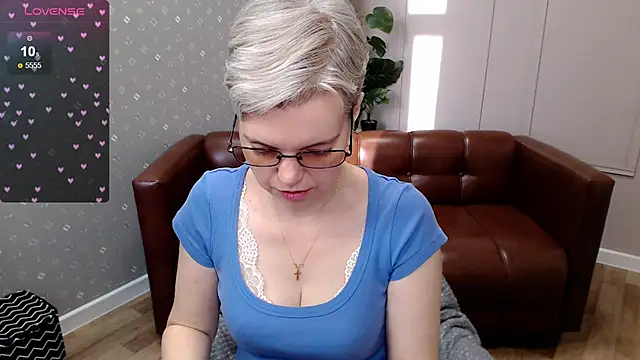 Snapshot of Cutie_Erikaa1 chatting on 05.01.26 Cutie Erikaa1 online show from 05.01.26